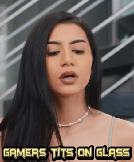 Gamers tits on glass - 7starHD