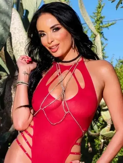 18 backdoor action in the backyard 2026